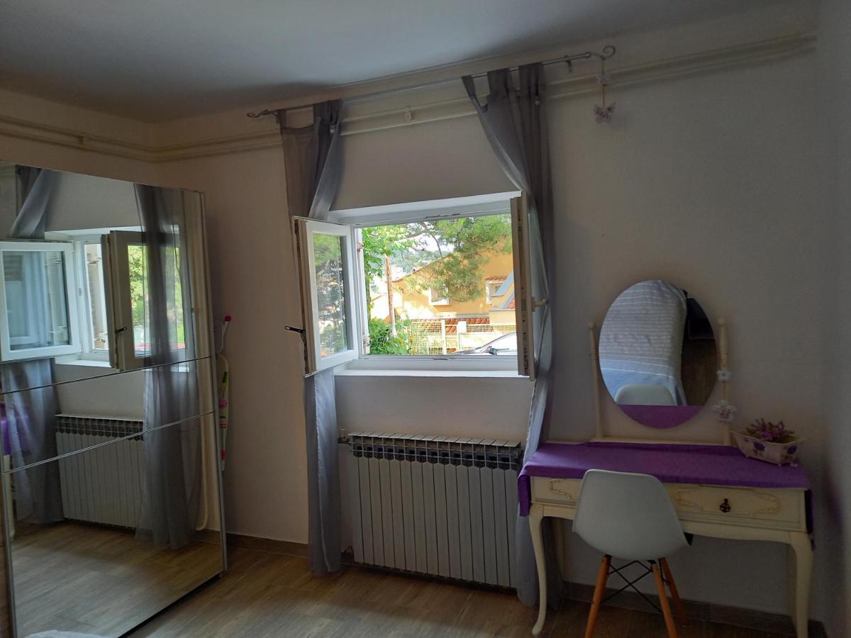 Apartment Senka Mali Lošinj Buitenkant foto