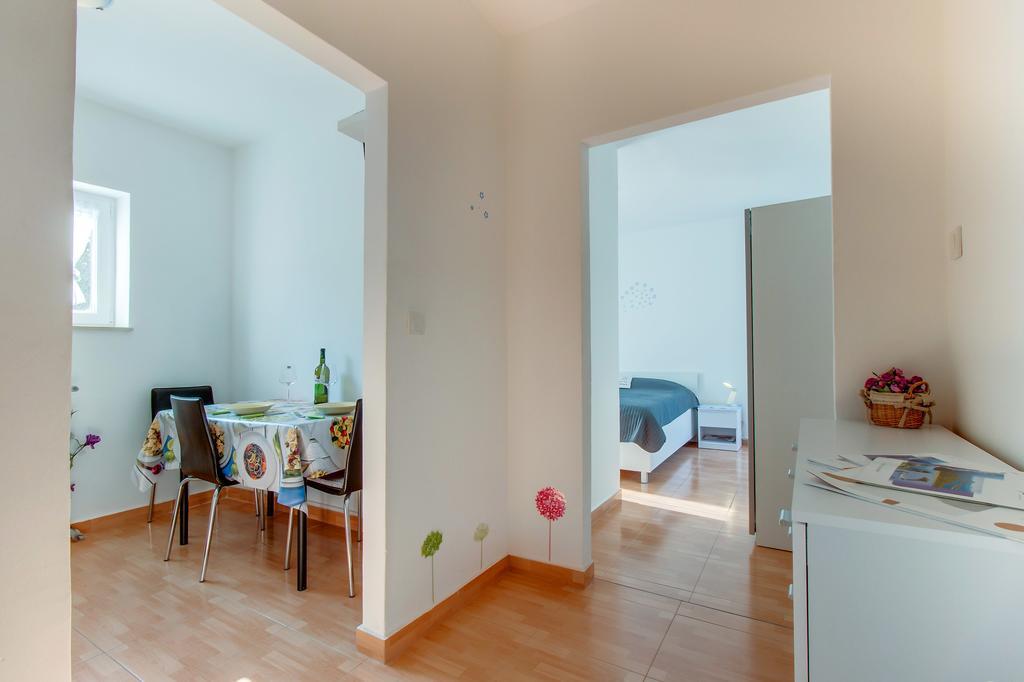 Apartment Senka Mali Lošinj Buitenkant foto