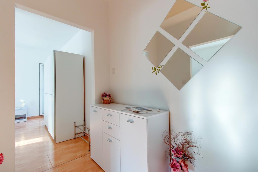 Apartment Senka Mali Lošinj Buitenkant foto
