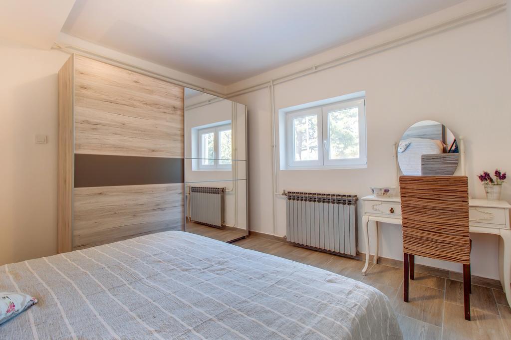 Apartment Senka Mali Lošinj Buitenkant foto