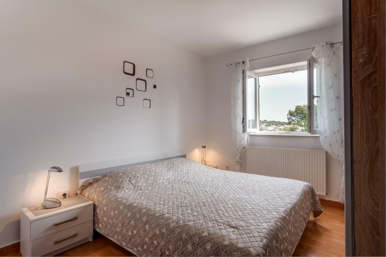 Apartment Senka Mali Lošinj Buitenkant foto